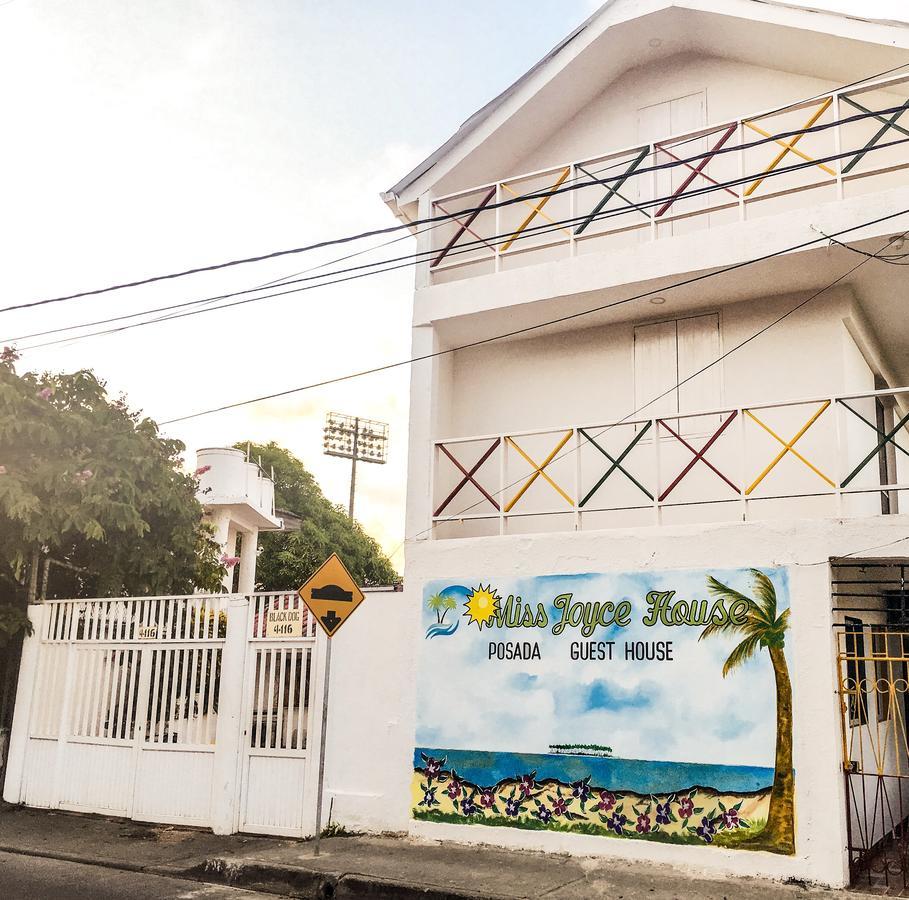 Posada Miss Joyce House San Andrés Exterior foto